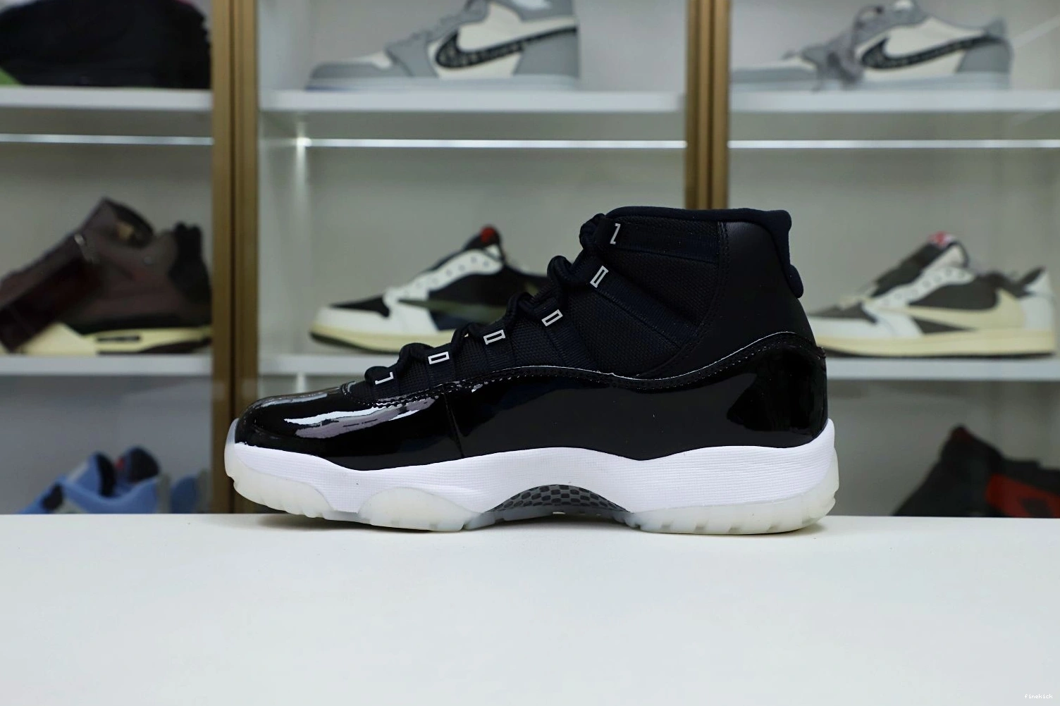 AIR 'JUBILEE 25TH 11   RETRO JORDAN 1228